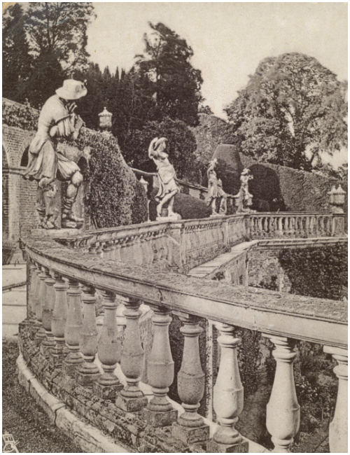 Animated stereoscopic photograph of Powis Castle gardens. © Crown Copyright RCAHMW.